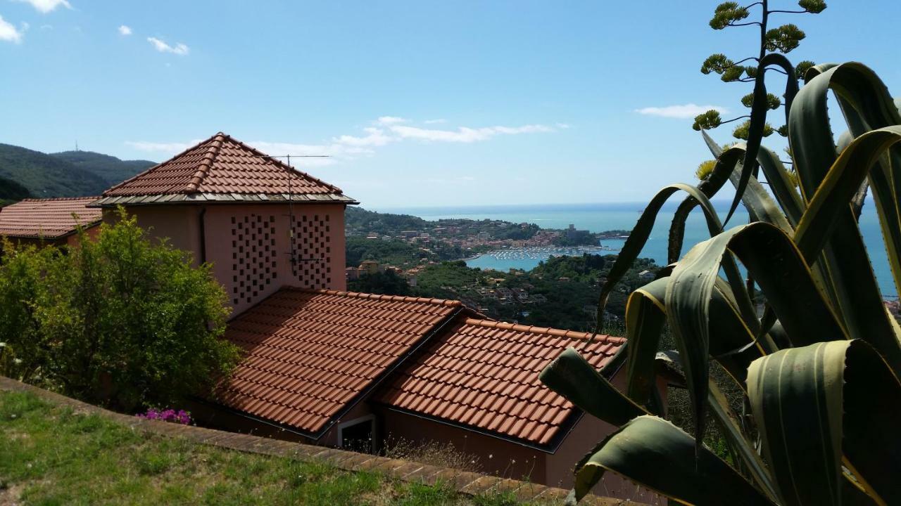 Vila Agave Di Lerici Exteriér fotografie
