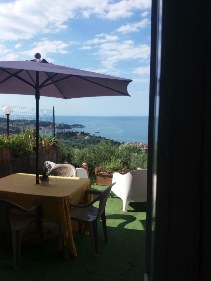 Vila Agave Di Lerici Exteriér fotografie